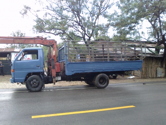 ขายรถหกล้อติดเครน 3 ตัน 3 ปอก เครนยี่ห้อ HIAB รถยี่ห้อ ISUZU NPR-115 แรง เครื่อง 4BD1- ขายรถหกล้อติดเครน 3 ตัน 3 ปอก เครนยี่ห้อ HIAB รถยี่ห้อ ISUZU NPR-115 แรง เครื่อง 4BD1-