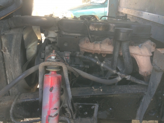 ขายด่วนหกล้อ ISUZU  NKR  พวงมาลัยเพาวเวอร์ รถสวย  เครื่องแห้ง-แน่น-ฟิต ขับดีมากๆครัชซีสวย ประหยัดน้ำมันเยี่ยมยาว4.30เมตร ยาง750.16