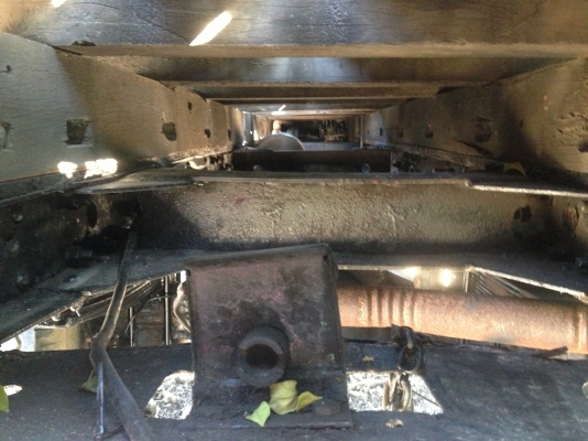 ขายด่วนหกล้อ ISUZU  NKR  พวงมาลัยเพาวเวอร์ รถสวย  เครื่องแห้ง-แน่น-ฟิต ขับดีมากๆครัชซีสวย ประหยัดน้ำมันเยี่ยมยาว4.30เมตร ยาง750.16