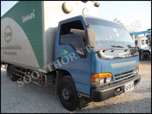 ขายด่วน รถบรรทุก 6 ล้อ ISUZU NQR 130 แรง(รถห้าง) ตู้แห้ง 3 บานยาว 5.5M สภาพสวยมาก พร้อมใช้ ราคาสุดคุ้ม