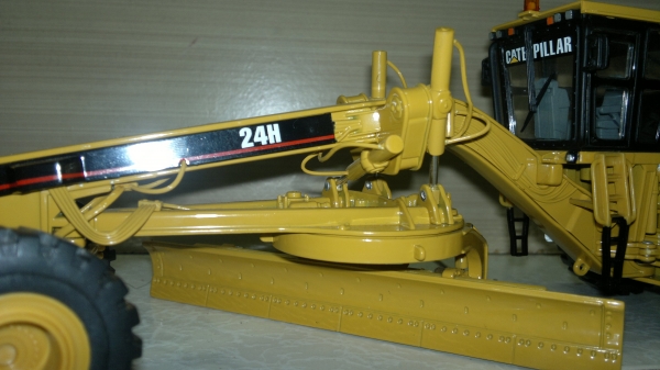 โมเดล catterpillar โมเดล catterpillar