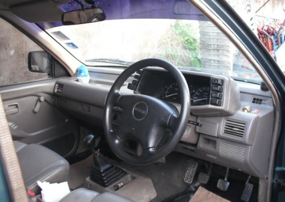 ขายอีซูซุ TFRปี95 SL(หน้ายิ้ม)เครื่องดีแอร์เย็นวิ่งน้อยช่วงล่างดีคันซีสวยขับดี(มีผุกระบะซุมล้อทั้ง2ข้าง)ประกันชั้น3