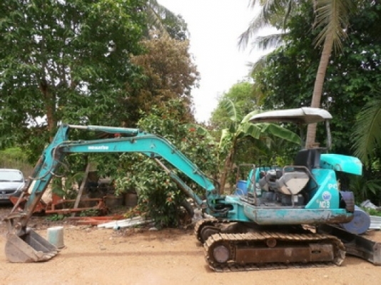 ขาย komatsu pc30-7.   สภาพพร้อมใช้งาน ราคาเบาๆราคาต่อรองได้ครับ