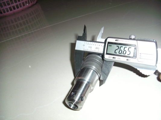 MAIN VALVE,KOBELCO SK120-5