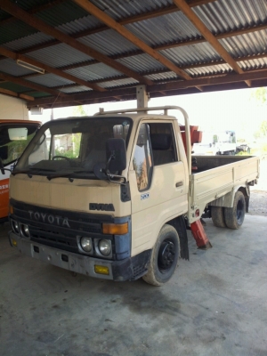 ขายล้างสต๊อกรถ6ล้อTOYOTA  DANA  พร้อมเครน1ตันเก่าญี่ปุ่น เอกสารอินวอยส์