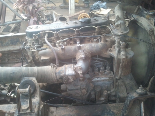 ขาย KS 32 วางหัวชีตาร์ เครื่อง 4BD1 ฝาดำเครื่อง่ดี แชชซีมีดามขายถูกๆไปเลยครับ