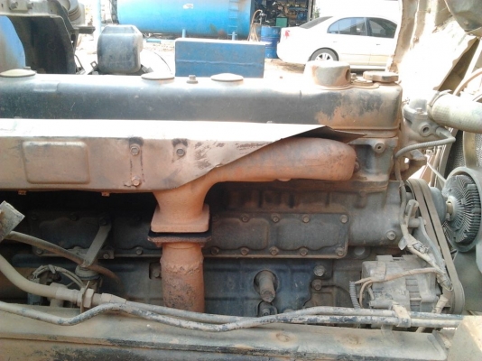 เทเลอร์บรรทุกรถเกี่ยว FUSO 195 HP(เตี้ย) ยาง 825-16 ใหม่ 10 เส้น  2 เพลา