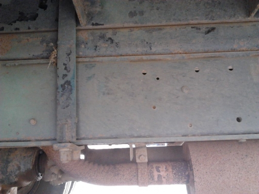 เทเลอร์บรรทุกรถเกี่ยว FUSO 195 HP(เตี้ย) ยาง 825-16 ใหม่ 10 เส้น  2 เพลา