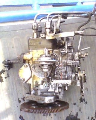 ปั้มดีเซลเครืองนิสสันtd25