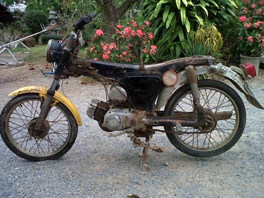 ขาย A100  nobook  2900 บาท เครื่องแน่น สตาร์ทลง