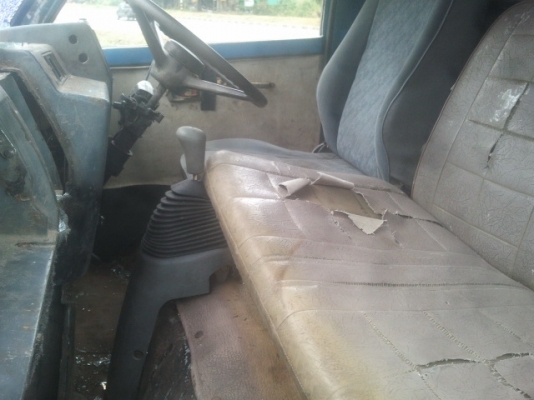 ขาย KS 32 วางหัวชีตาร์ เครื่อง 4BD1 ฝาดำเครื่อง่ดี แชชซีมีดามขายถูกๆไปเลยครับ