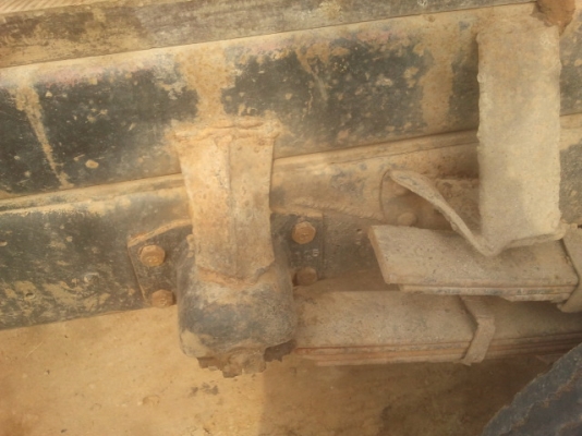 ขาย KS 32 วางหัวชีตาร์ เครื่อง 4BD1 ฝาดำเครื่อง่ดี แชชซีมีดามขายถูกๆไปเลยครับ ขาย KS 32 วางหัวชีตาร์ เครื่อง 4BD1 ฝาดำเครื่อง่ดี แชชซีมีดามขายถูกๆไปเลยครับ