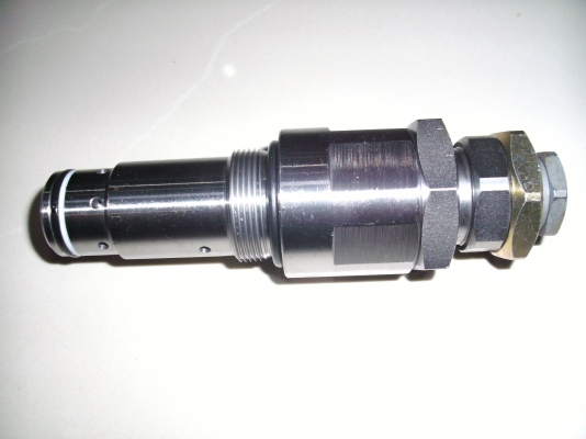 MAIN VALVE,KOMATSU PC200-5