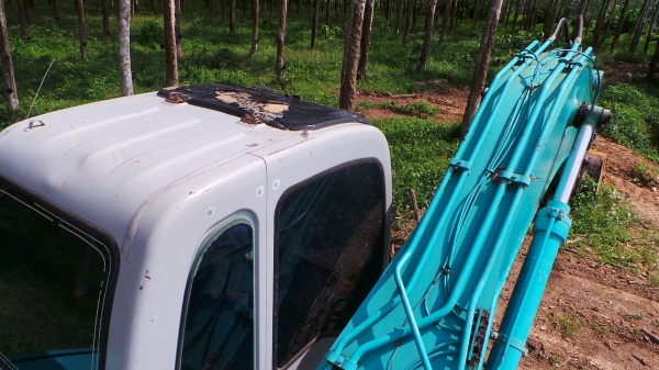 KOBELCO  YN09  มีเล่มทะเบียนพร้อมค่ะ