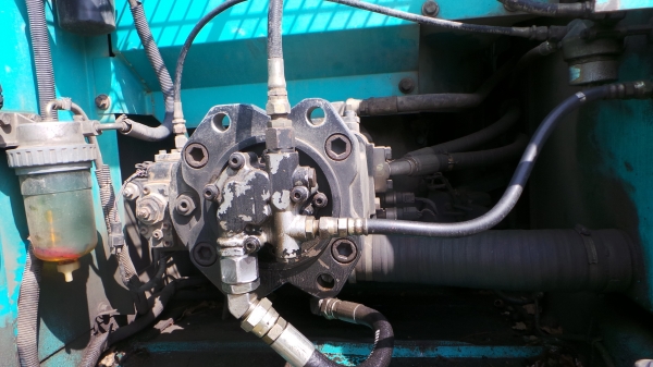 KOBELCO  YN09  มีเล่มทะเบียนพร้อมค่ะ