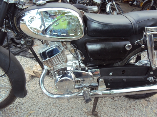 ขายซูซูกิ s10 มีทะเบียน ชุดโอน ภาษ๊546 สนใจติดต่อสรกฤช 081-8478107