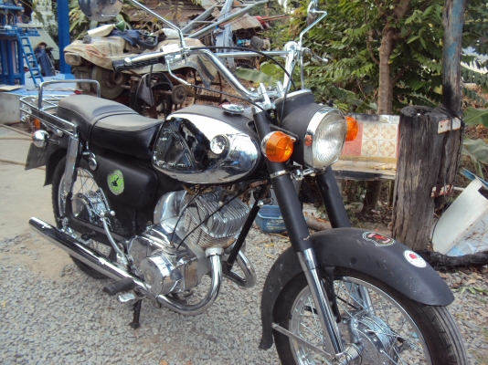 ขายซูซูกิ s10 มีทะเบียน ชุดโอน ภาษ๊546 สนใจติดต่อสรกฤช 081-8478107