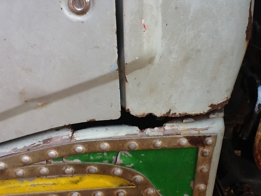 ขายหกล้อดั้มFB. 112. เครื่อง 117 ขายตามสภาพราคาให้ไปทำได้มีกำไรคับ