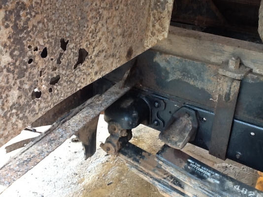 ขายหกล้อดั้มFB. 112. เครื่อง 117 ขายตามสภาพราคาให้ไปทำได้มีกำไรคับ