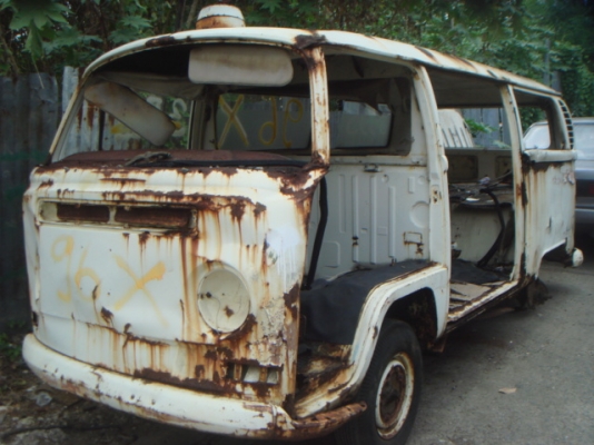 ขออนุญาตขายรถโฟล์คตู้แตงโมพยาบาลไฟล่างและไฟบนบางๆ ราคา 2 คัน 55000 บาท(No-Book)