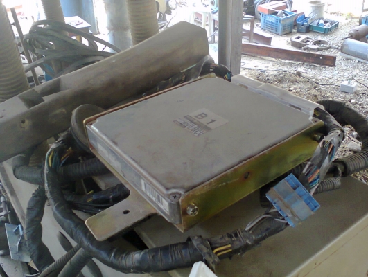 ขายกล่องไฟเครื่องnissan navaraพร้อมสายไฟพร้อมส่งฟรีทั่วราชอาณาจักร