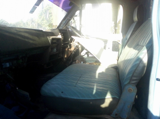 ขายหกล้อ 115 NPR 59 LU พร้อมเครน เปลี่ยนเครื่องฮีโน่ 168 ไม่มีเอกสาร