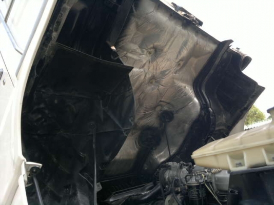 ขายรถล้อง 8 ล้อ กระบะเนียมคอกเกษตร 7.50 เมตร HINO PROFIA P11C 320 แรง สภาพรถ 95\% ขอยืนยัน สวยแบบไม่มีที่ติ สนใจรีบจองด่วน