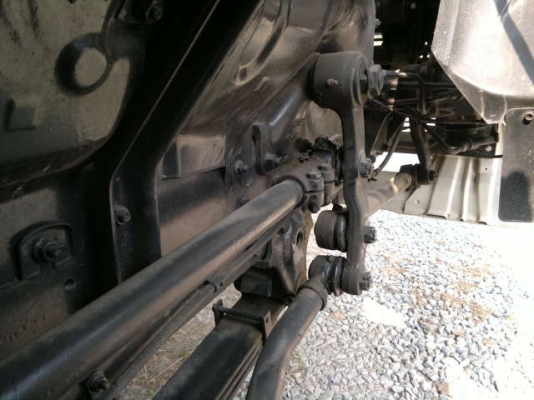 ขายรถล้อง 8 ล้อ กระบะเนียมคอกเกษตร 7.50 เมตร HINO PROFIA P11C 320 แรง สภาพรถ 95\% ขอยืนยัน สวยแบบไม่มีที่ติ สนใจรีบจองด่วน