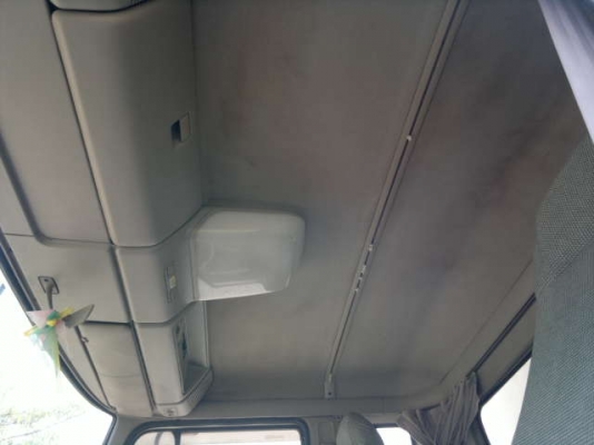 ขายรถล้อง 8 ล้อ กระบะเนียมคอกเกษตร 7.50 เมตร HINO PROFIA P11C 320 แรง สภาพรถ 95\% ขอยืนยัน สวยแบบไม่มีที่ติ สนใจรีบจองด่วน