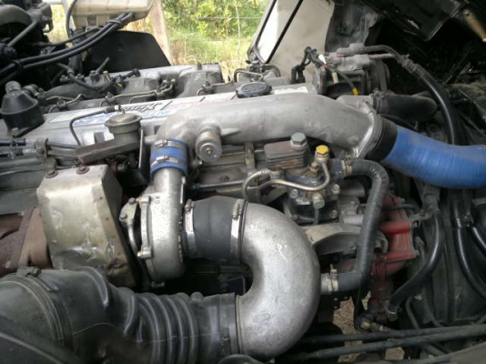 ขายรถล้อง 8 ล้อ กระบะเนียมคอกเกษตร 7.50 เมตร HINO PROFIA P11C 320 แรง สภาพรถ 95\% ขอยืนยัน สวยแบบไม่มีที่ติ สนใจรีบจองด่วน