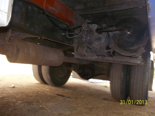 ขาย6ล้อ   ks  เครื่อง110แรง ราคา  300000