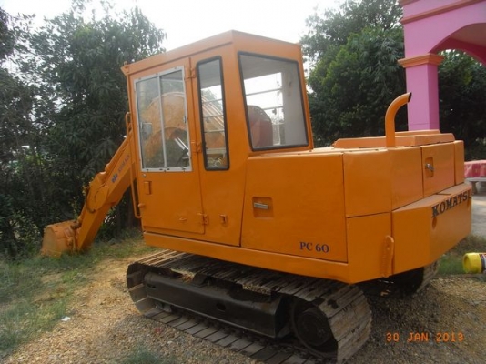 ขายแมคโคร PC60-2 เก่าญี่ปุ่น สวยๆพร้อมใช้