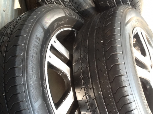 ขายล้อเดิม Honda 4รู100  ขอบ15 พร้อมยาง ครบชุด