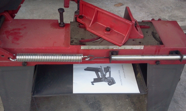 เครื่องตัดไม้เข้ามุมองศาของใหม่ครับ เครื่องตัดไม้เข้ามุมองศาของใหม่ครับ