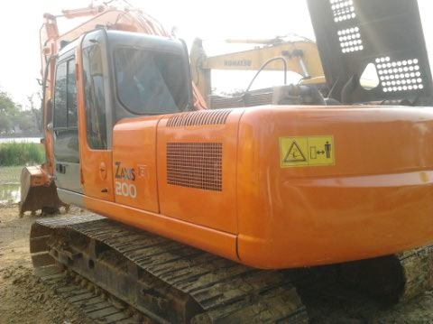 ขายรถแบคโฮ  ยี่ห้อ  HITACHI  ZX 200  ญี่ปุ่น เอกสารเล่มทะเบียน