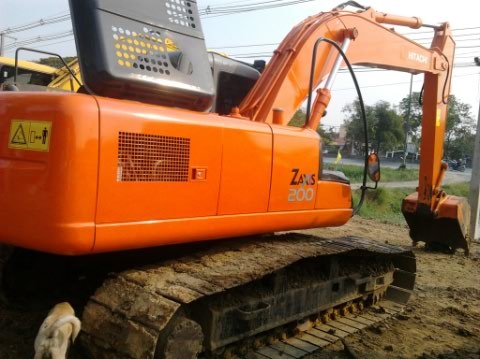 ขายรถแบคโฮ  ยี่ห้อ  HITACHI  ZX 200  ญี่ปุ่น เอกสารเล่มทะเบียน
