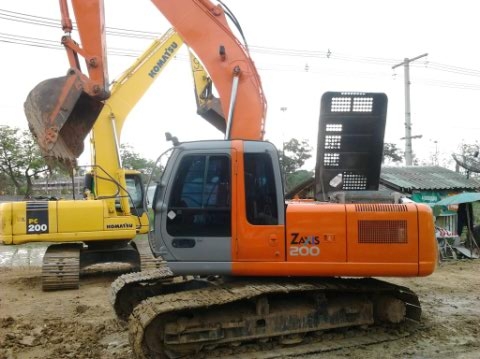 ขายรถแบคโฮ  ยี่ห้อ  HITACHI  ZX 200  ญี่ปุ่น เอกสารเล่มทะเบียน