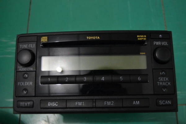 ขายวิทยุเดิม Vigo ปี 2009 เล่น CD/MP3/FM/AM ได้ ราคา 1500 บาท
