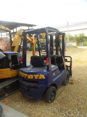 ขายโฟล์คลิฟTOYOTA 3FG-14 เบนซิน 1.5 ตัน เก่าญี่ปุ่น ถูกๆๆ