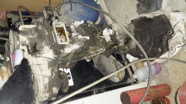 ขอขายเกียร์  4x4 ของ Kia Sportage ครับ