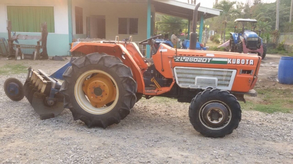 ขาย KUBOTA ZL2602DT เครื่องดี เกียร์ดี พร้อมผาน5 ครับ