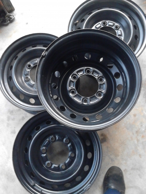 กะทะล้อ 6 รู  ขอบ 15    ( 15X6J )    ชุด 4 ใบ TEL.081-427-3941