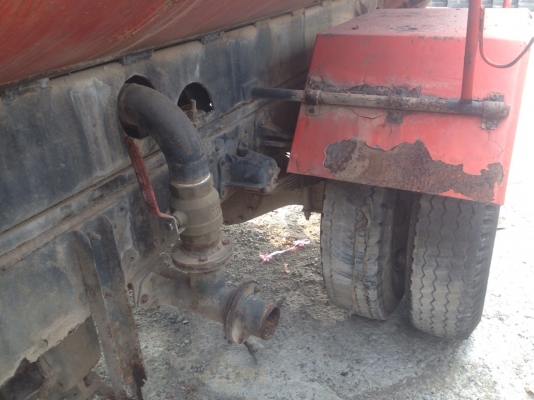 ขายรถ6ล้อบรรทุกน้ำถูกๆตามสภาพ