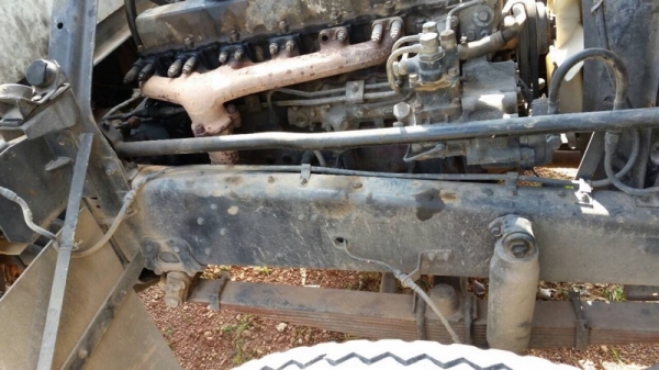 รถฮีโน่ 10 ล้อ ท้ายลาด F18 / 187 แรงม้า.  สนใจติดต่อ  081 - 6079515