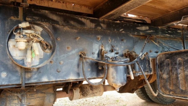 รถฮีโน่ 10 ล้อ ท้ายลาด F18 / 187 แรงม้า.  สนใจติดต่อ  081 - 6079515