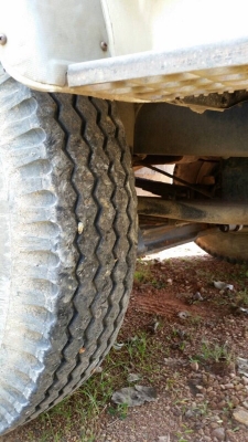 รถฮีโน่ 10 ล้อ ท้ายลาด F18 / 187 แรงม้า.  สนใจติดต่อ  081 - 6079515