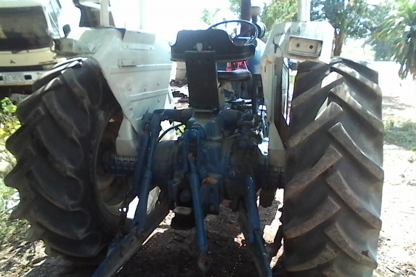 ฟอร์ด6600แท้T3 พร้อมพานหน้า หลัง7 CMC ราคา380000 ฟอร์ด6600แท้T3 พร้อมพานหน้า หลัง7 CMC ราคา380000