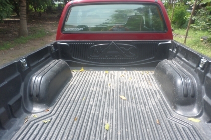 ขายกระบะ มิตซู สตาด้า เครื่อง 2.8 Glx เกียร์ธรรมดา สีทูโทน ไฟฟ้าทั้งคัน ปี 46