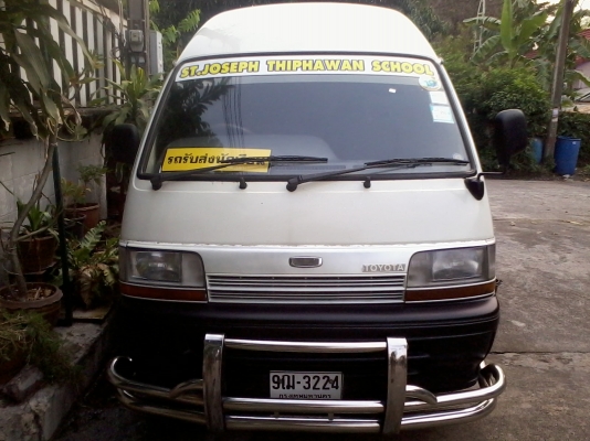 ขายด่วนรถตู้ไฮเอสปี 93 เครื่องดีเซล 2500 หลังคาสูงสภาพพร้อมใช้งานครับ