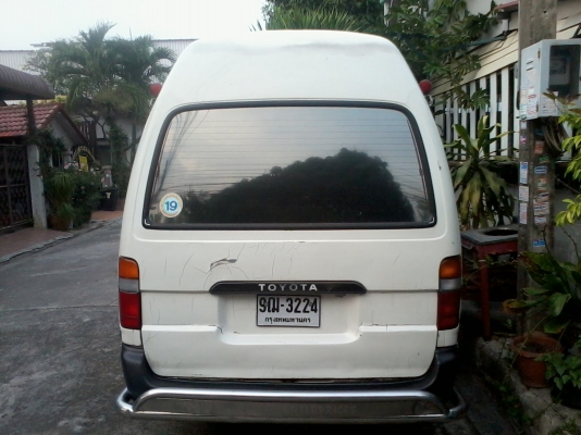 ขายด่วนรถตู้ไฮเอสปี 93 เครื่องดีเซล 2500 หลังคาสูงสภาพพร้อมใช้งานครับ